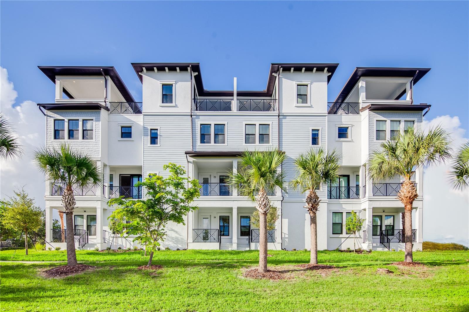 Photo 3 of 29 of 3047 BERMUDA SLOOP CIRCLE townhome