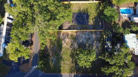 906 NW 10TH STREET GAINESVILLE FL 32601
