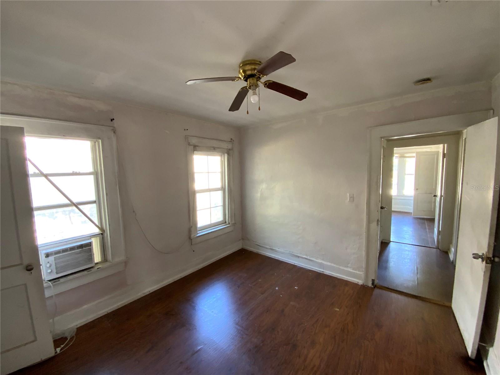 OAK HARBOR - Residential