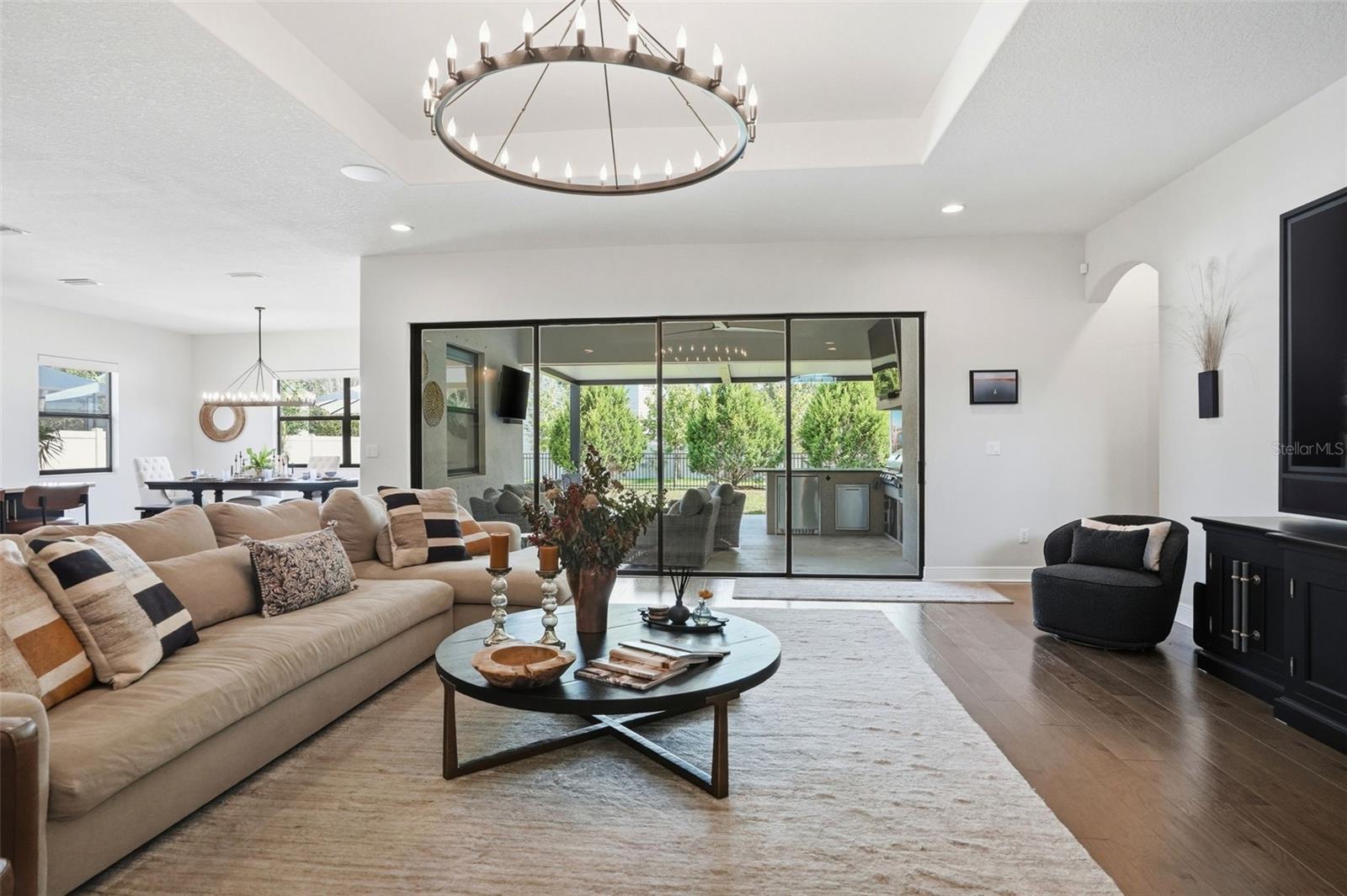 JULLEE ESTATES - Residential