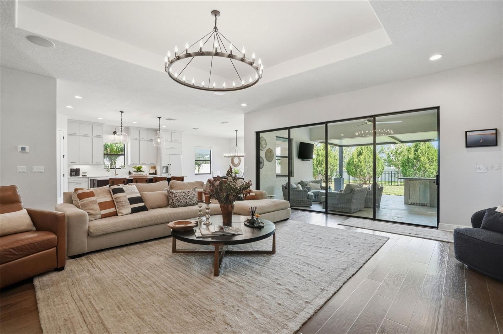 JULLEE ESTATES - Residential