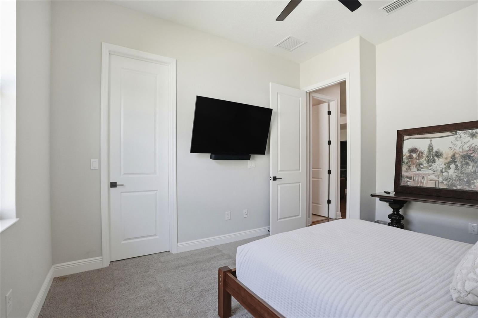 JULLEE ESTATES - Residential