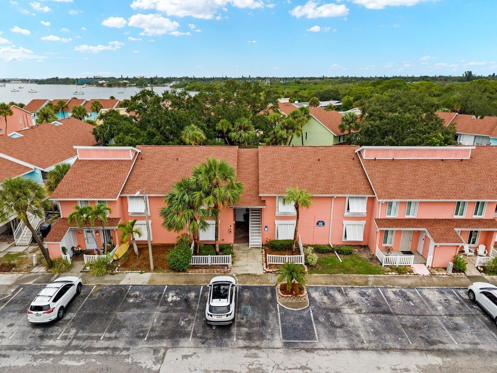 Photo of 3675 41st Way S #I, St Petersburg, FL 33711 (MLS # TB8536473)