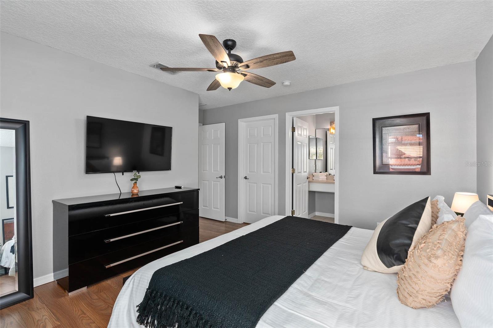 SOLANA - Residential Lease