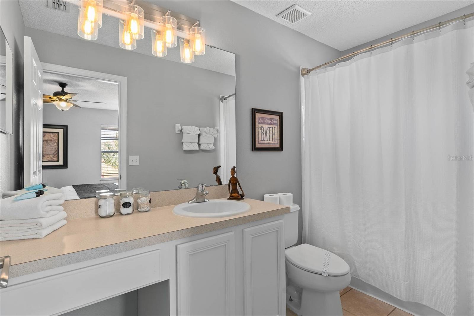 SOLANA - Residential Lease