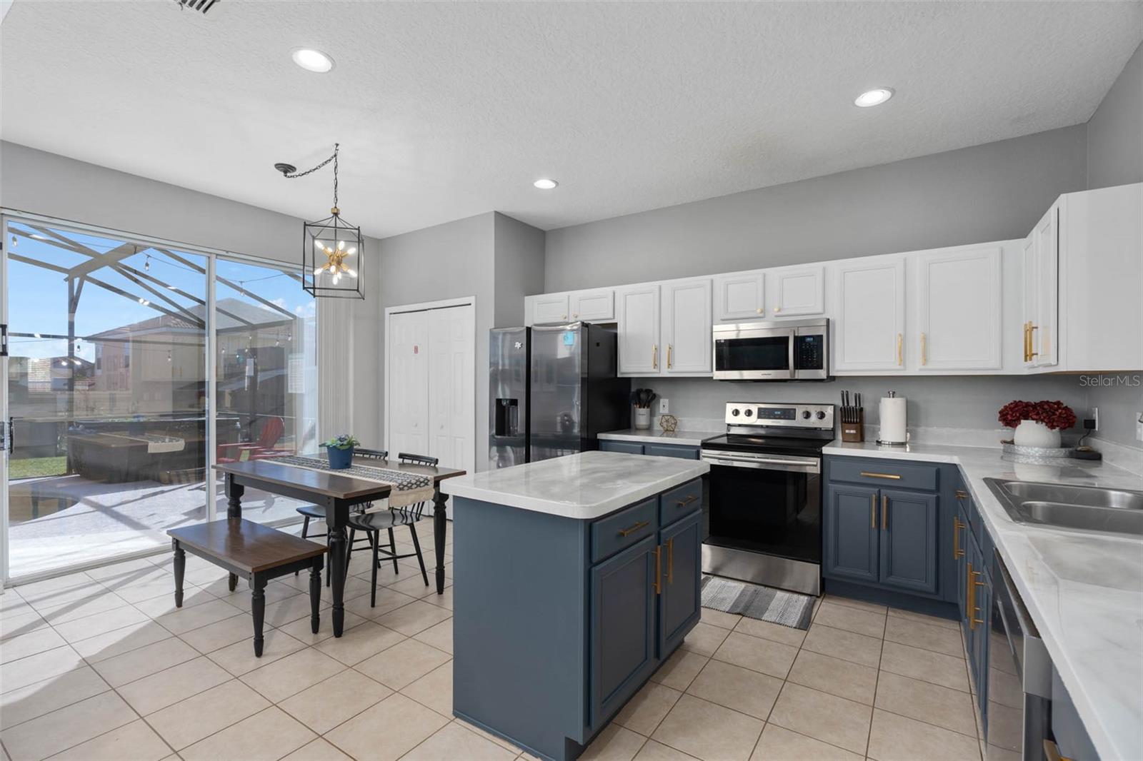 SOLANA - Residential Lease
