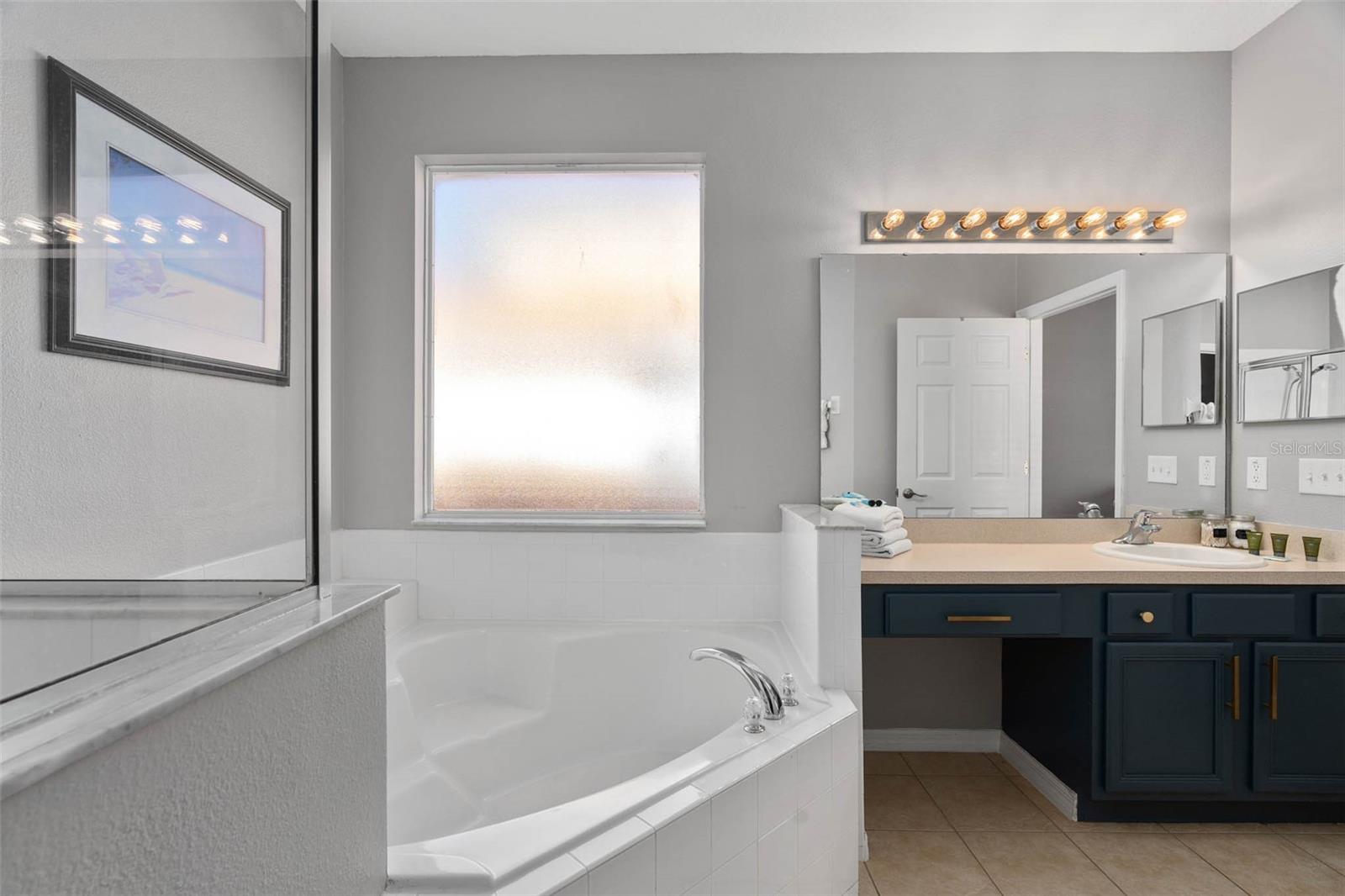 SOLANA - Residential Lease