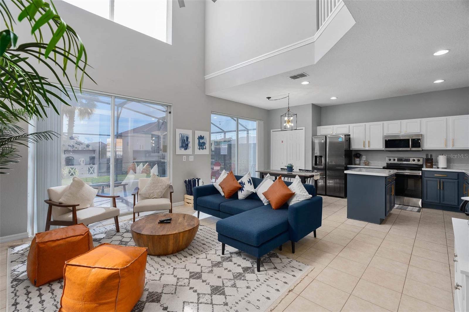 SOLANA - Residential Lease