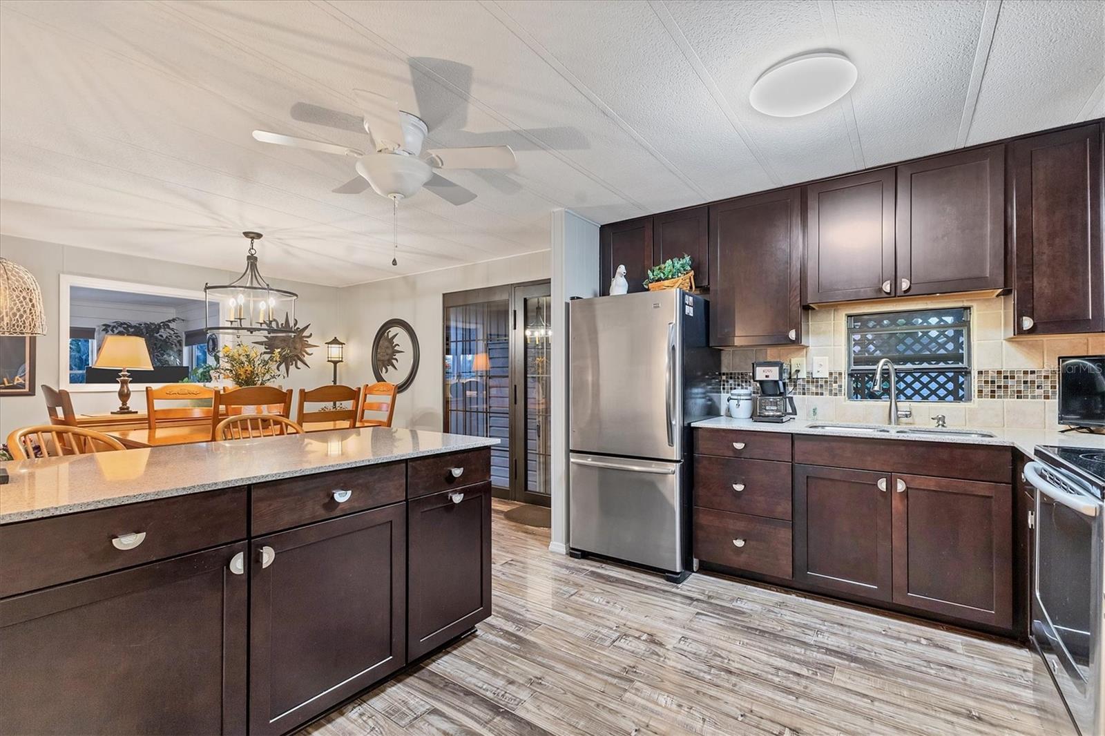 DE SOTO COMMUNITY UNIT ONE - Residential