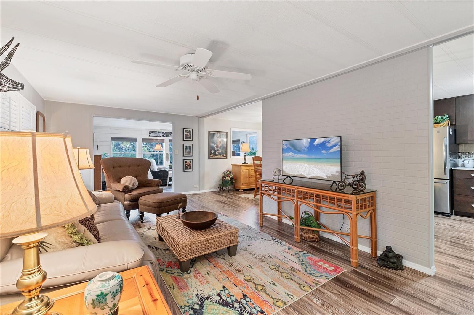 DE SOTO COMMUNITY UNIT ONE - Residential