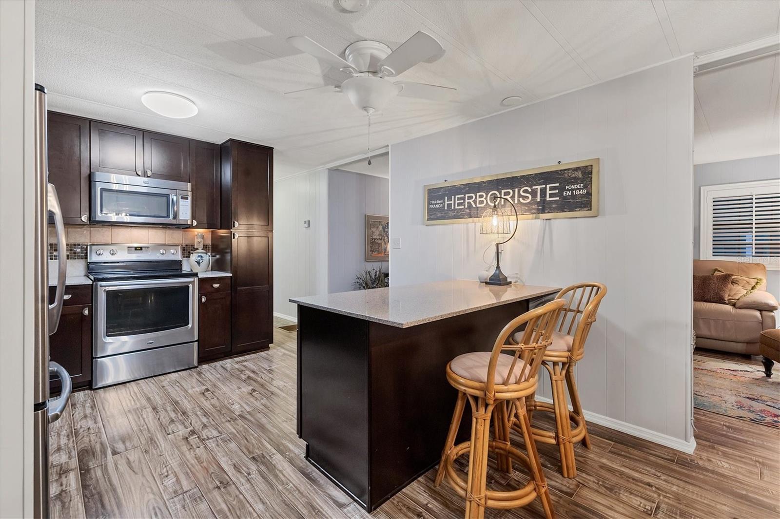 DE SOTO COMMUNITY UNIT ONE - Residential