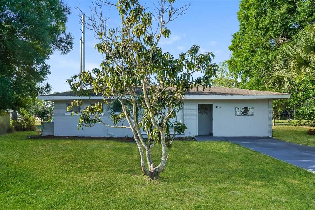 Photo of 3816 Melgert Lane, Sarasota, FL 34235 (MLS # TB8541307)