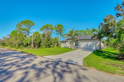 A home in PORT CHARLOTTE