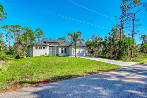 A home in PORT CHARLOTTE