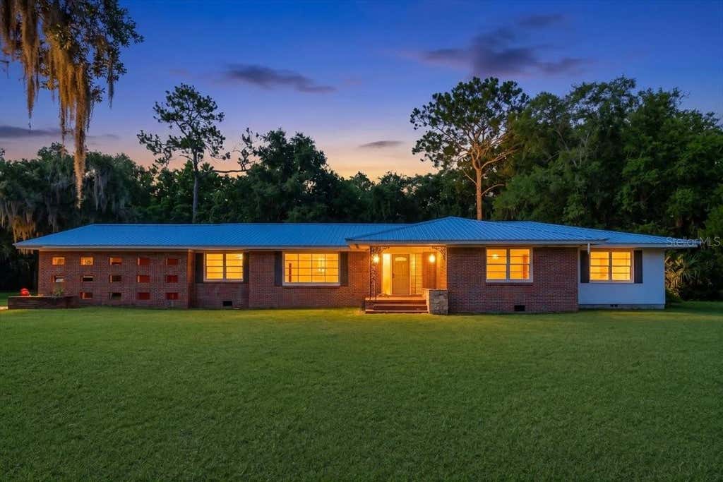 Photo of 2107 Golf Drive, Palatka, FL 32177 (MLS # GC542889)