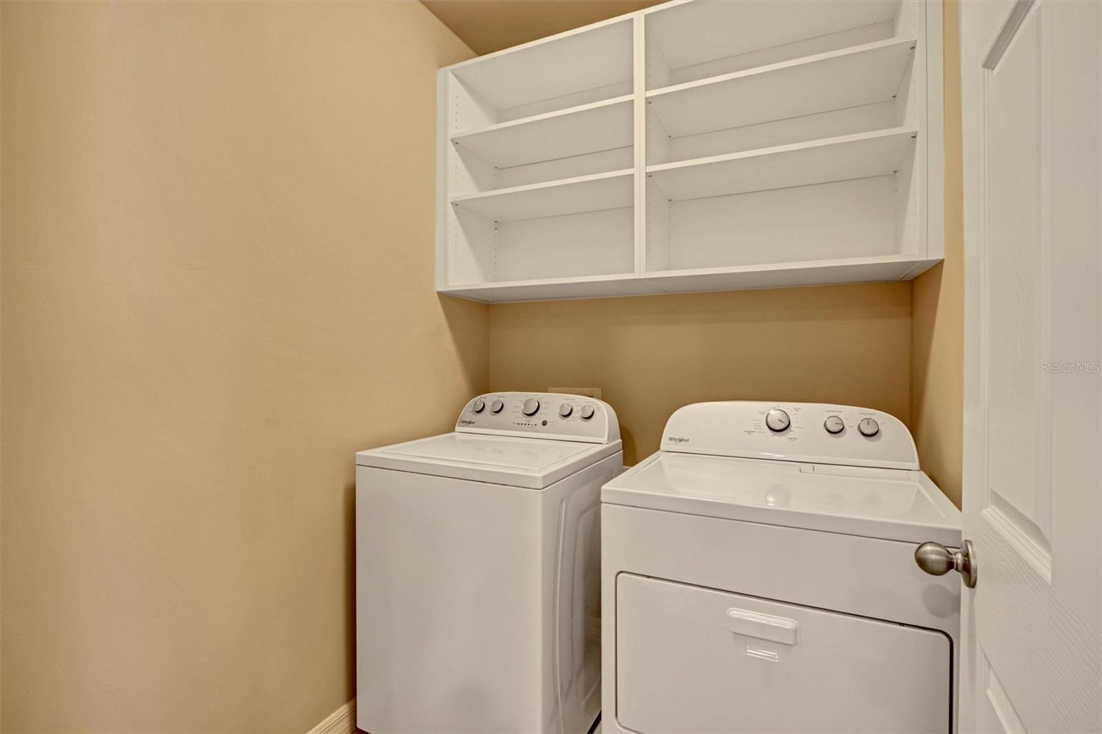 MAGNOLIA LNDG PCLS B & D - Residential