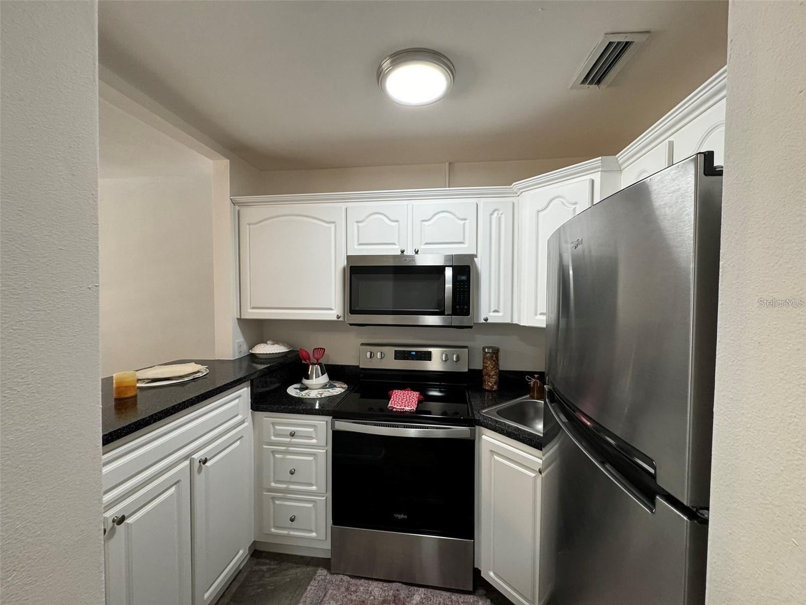 KENWOOD GARDEN APTS CO-OP - Residential Lease