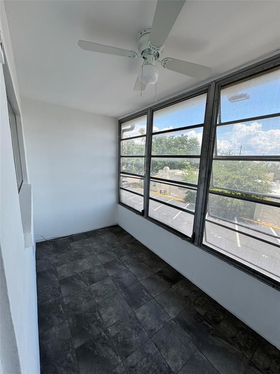 KENWOOD GARDEN APTS CO-OP - Residential Lease