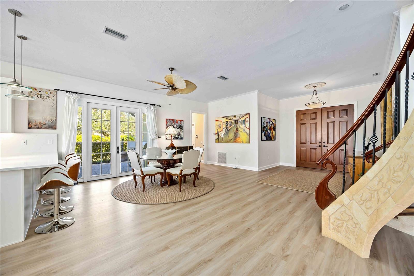 401 WALLS WAY