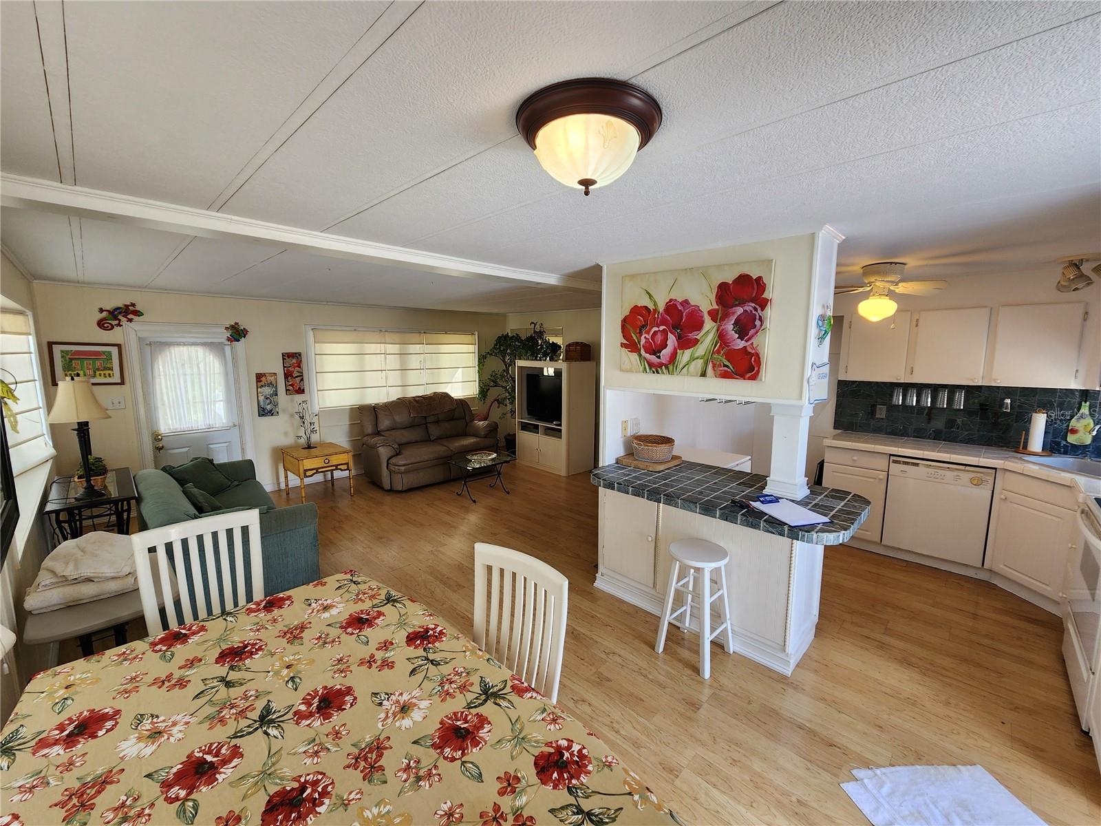 CHATEAU VILLAGE CO-OP - Residential