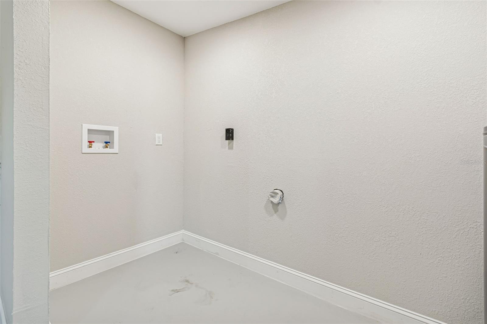 LAKE MORLEY TERRACE ESTATES UN 1 - Residential