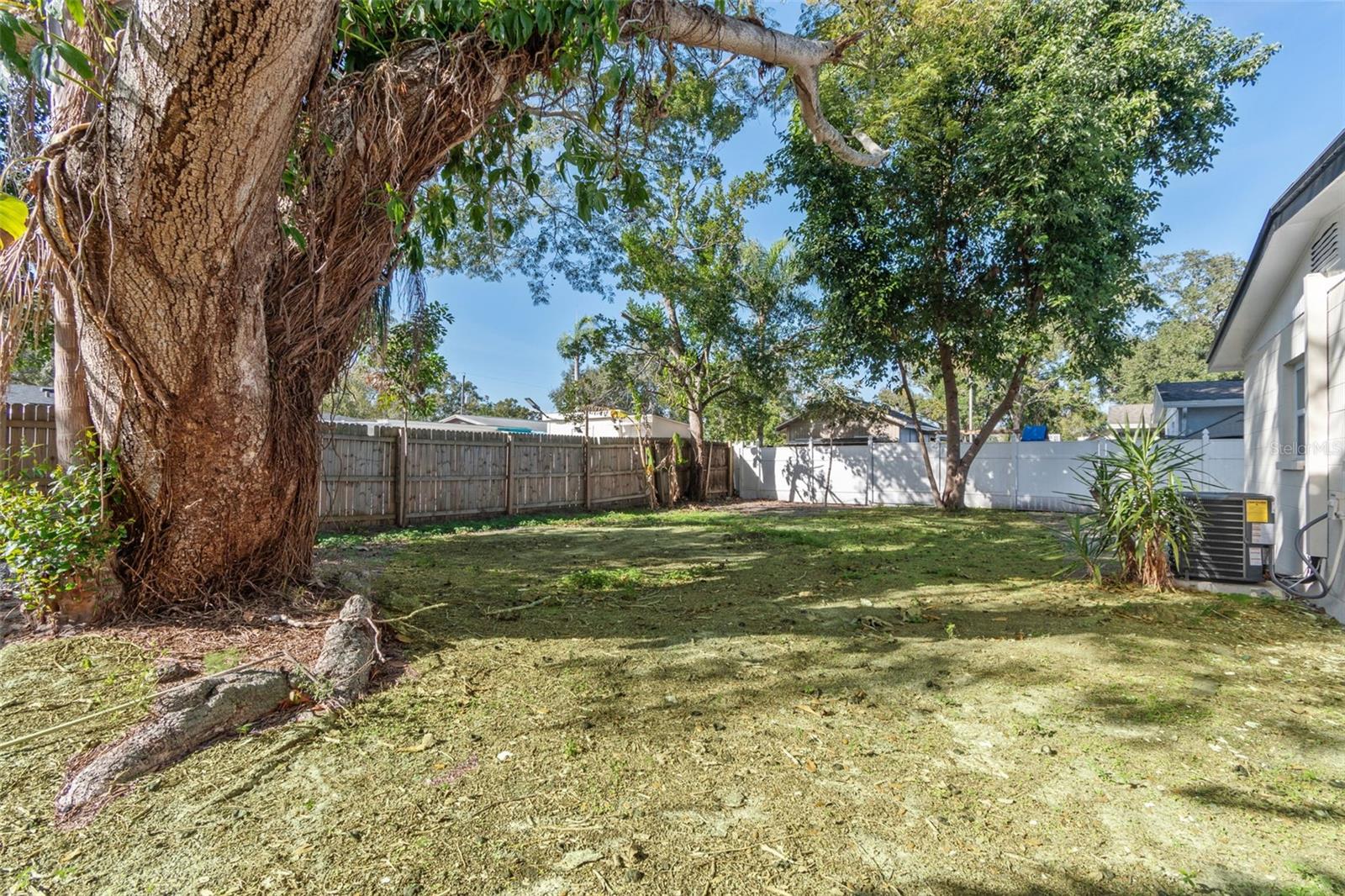 LAKE MORLEY TERRACE ESTATES UN 1 - Residential