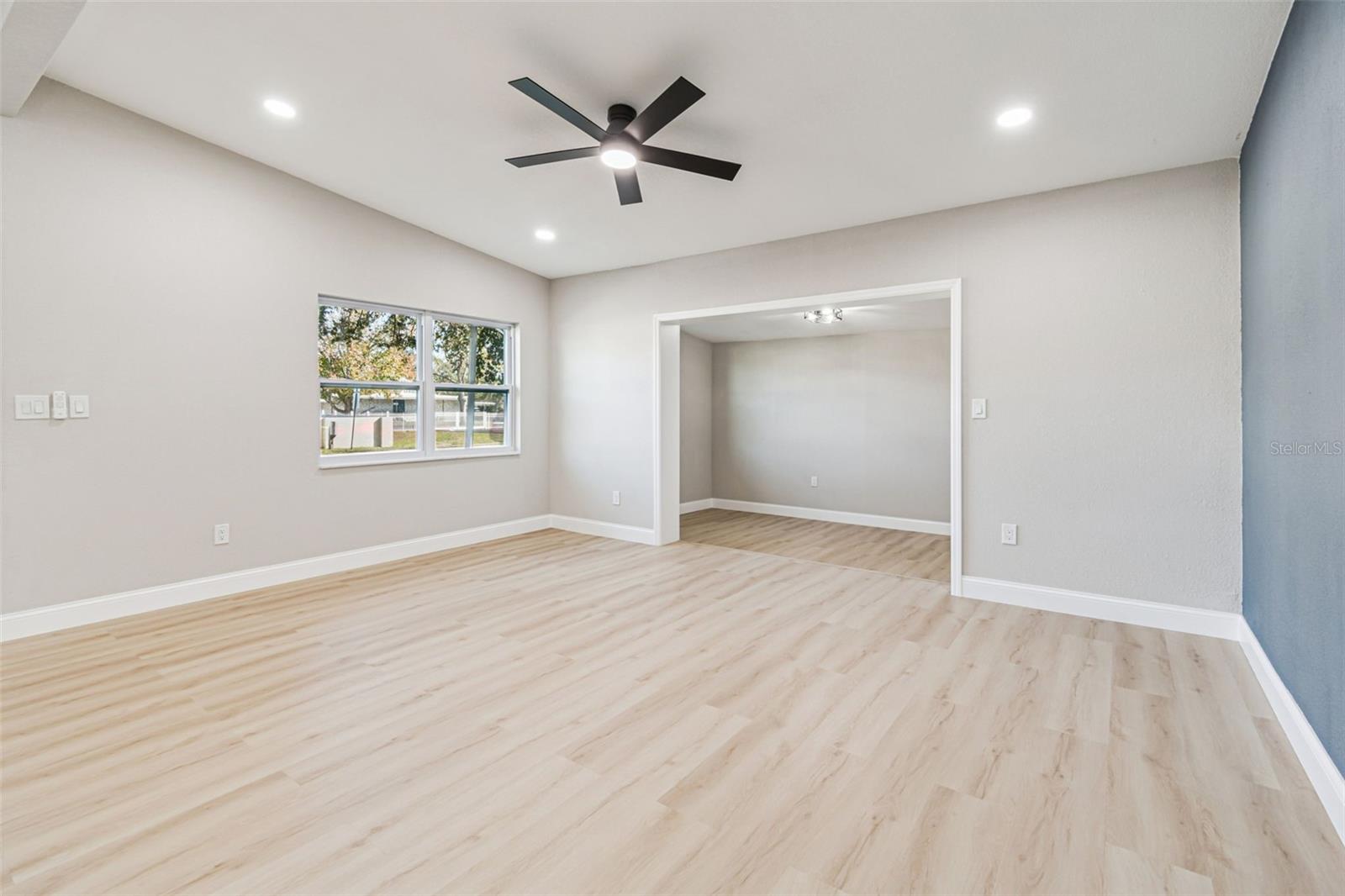 LAKE MORLEY TERRACE ESTATES UN 1 - Residential