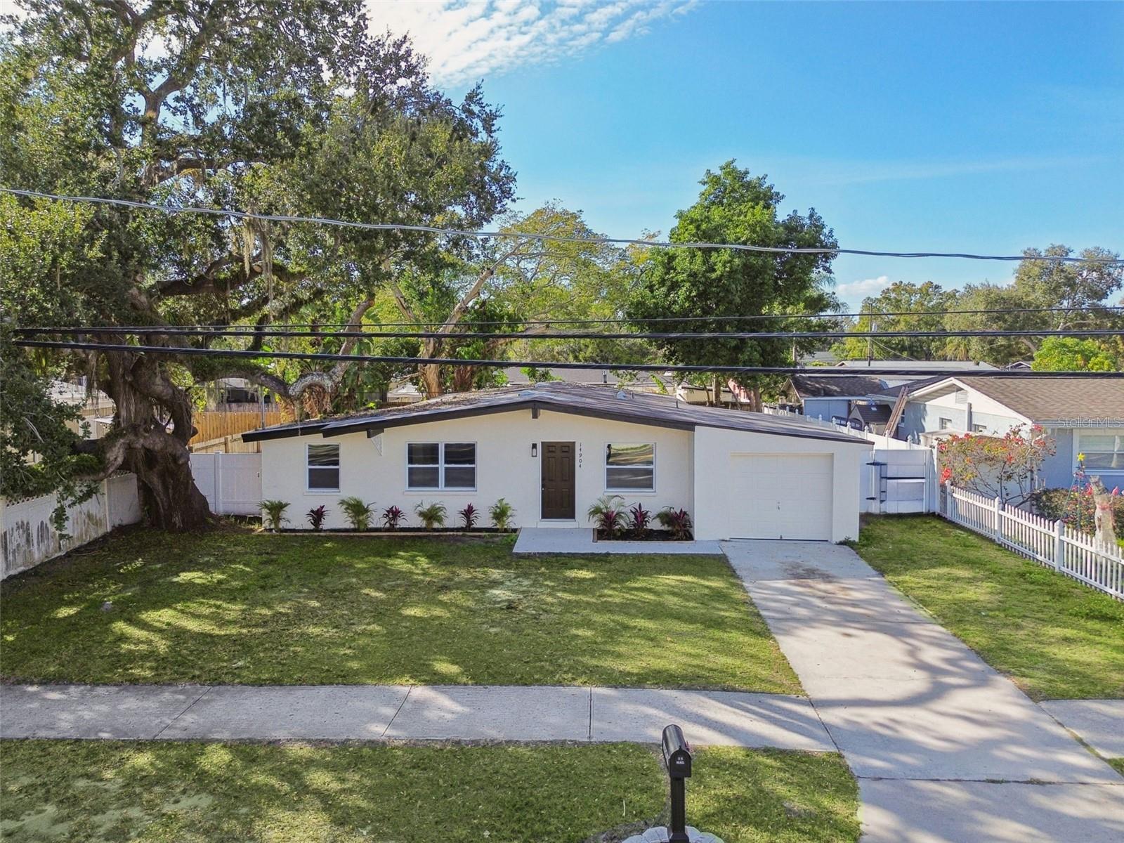 LAKE MORLEY TERRACE ESTATES UN 1 - Residential