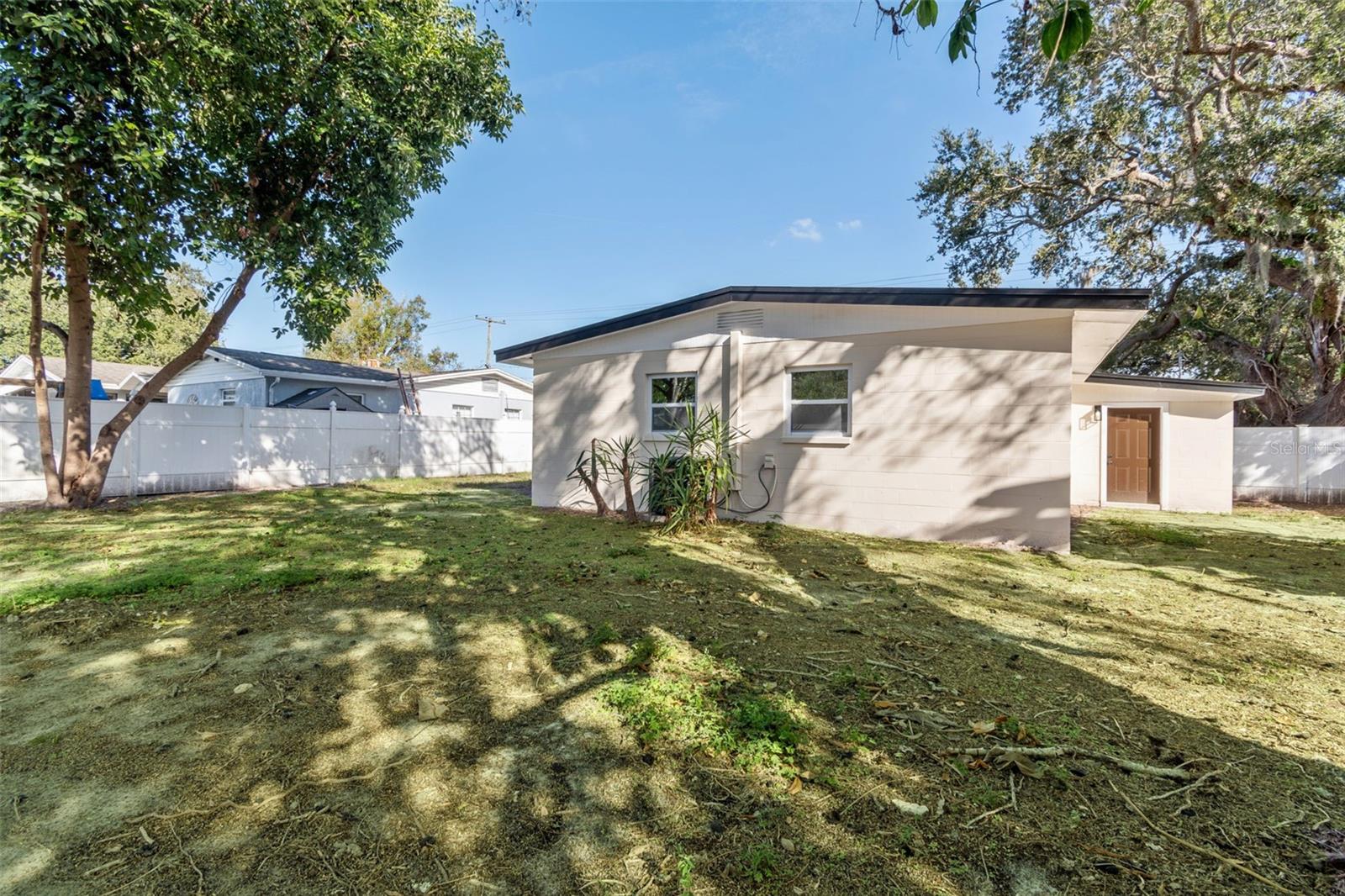 LAKE MORLEY TERRACE ESTATES UN 1 - Residential