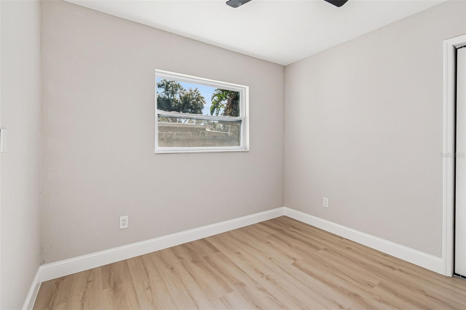 LAKE MORLEY TERRACE ESTATES UN 1 - Residential