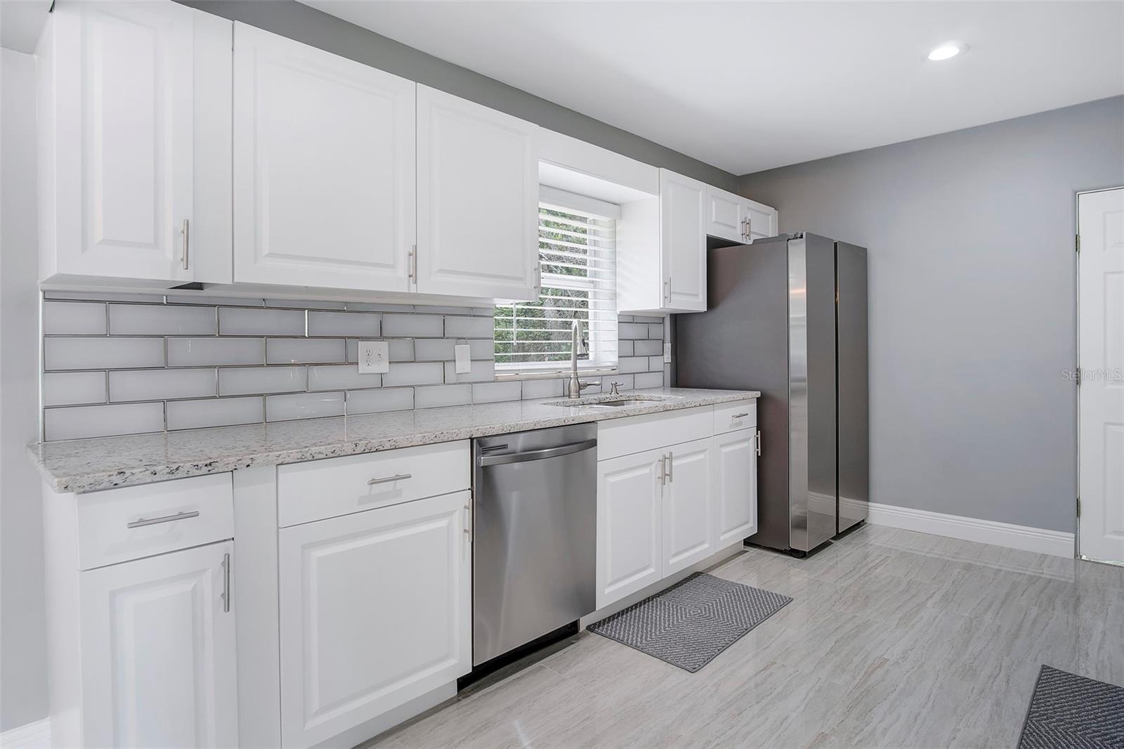 CLERMONT SUNNYSIDE UNIT - Residential Income