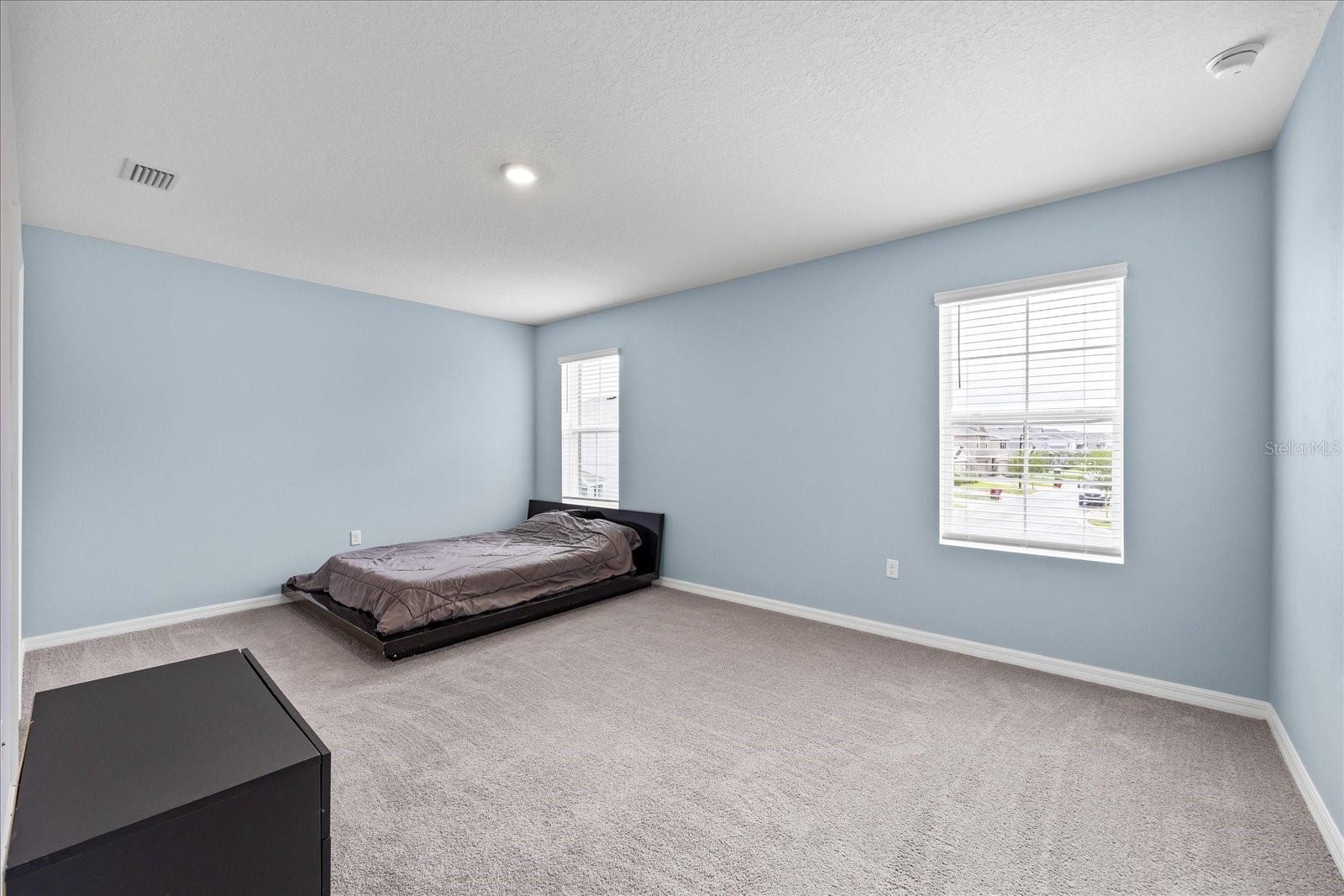 NORTH PARK ISLE PH 2A - Residential Lease