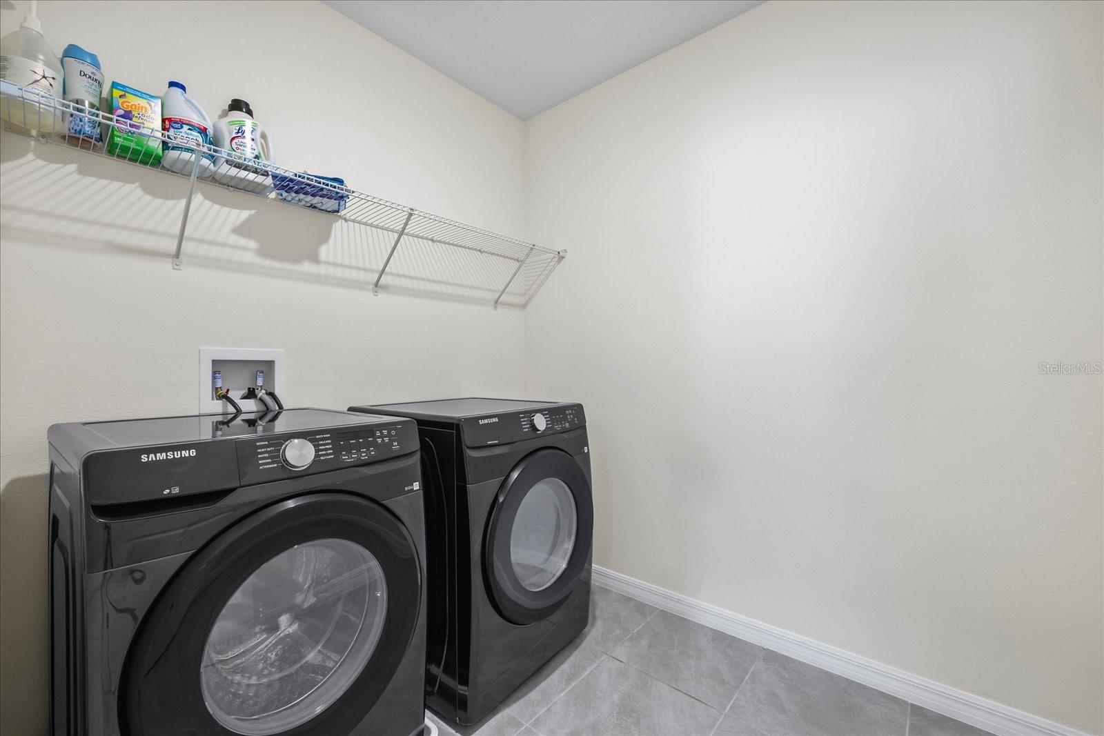 NORTH PARK ISLE PH 2A - Residential Lease