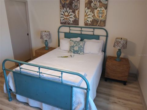 Tiny photo for 4008 SE 61 Place, Ocala, FL 34480 (MLS # OM724421)