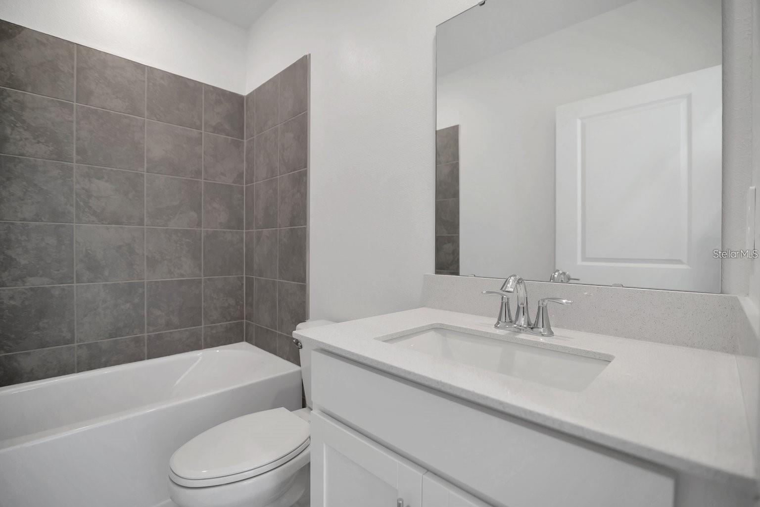 WELLNESS RDG PH 1-B - Residential Lease