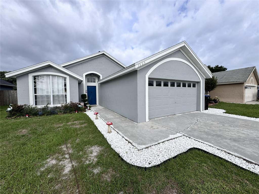 Photo of 7305 Marseille Circle, Orlando, FL 32822 (MLS # O6410031)