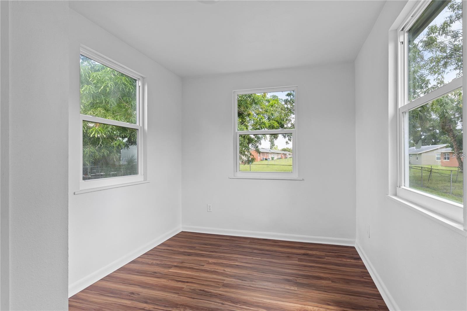 2314 N OSPREY AVENUE