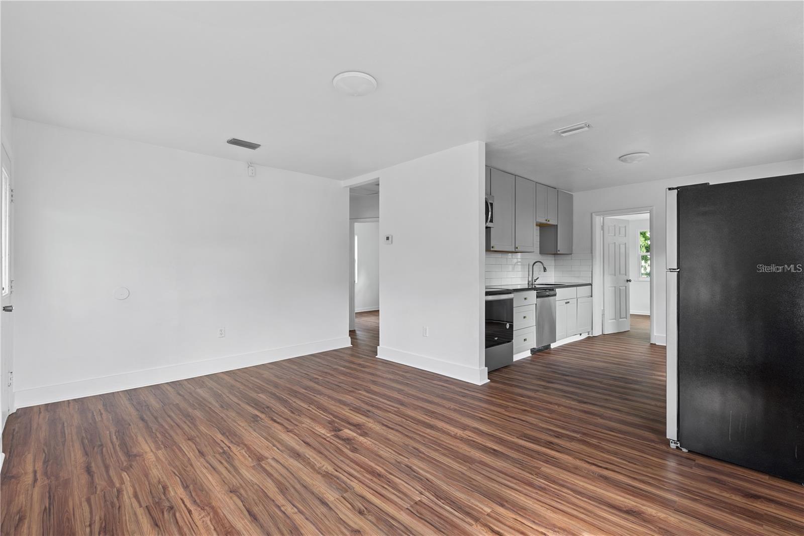 NEWTOWN - Residential