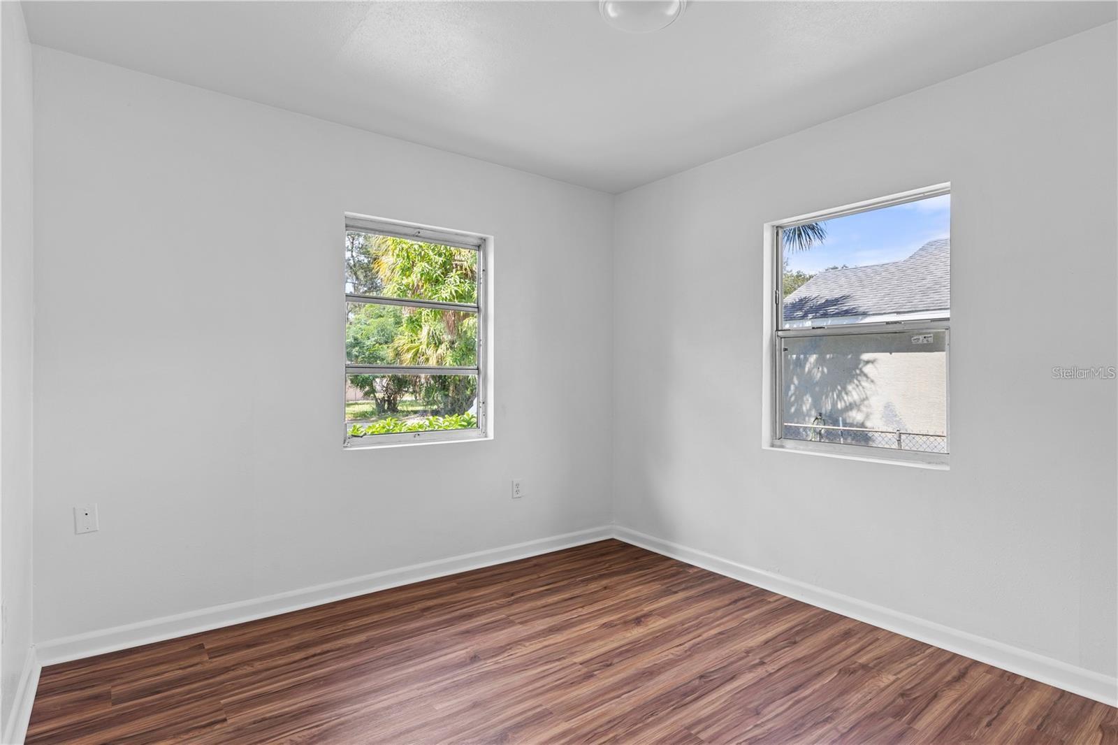 2314 N OSPREY AVENUE