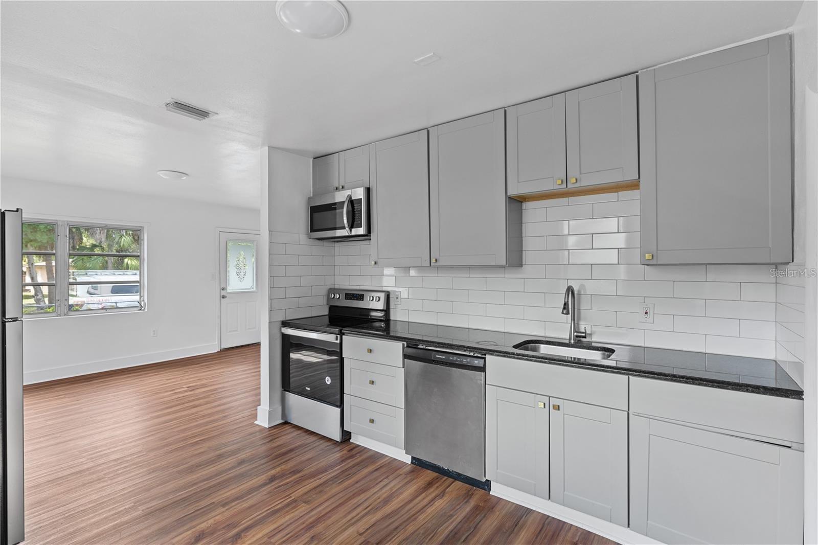 NEWTOWN - Residential