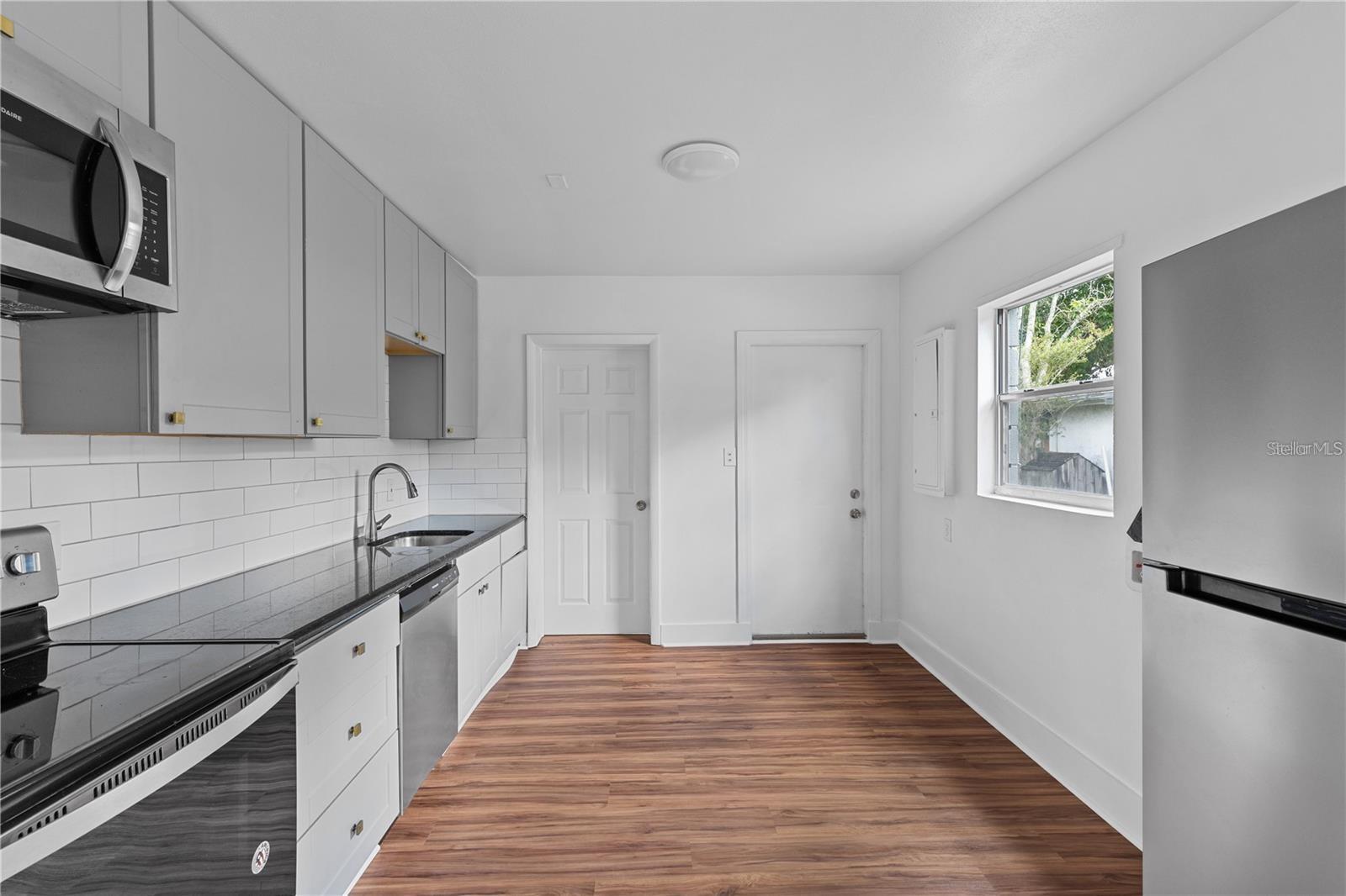 NEWTOWN - Residential