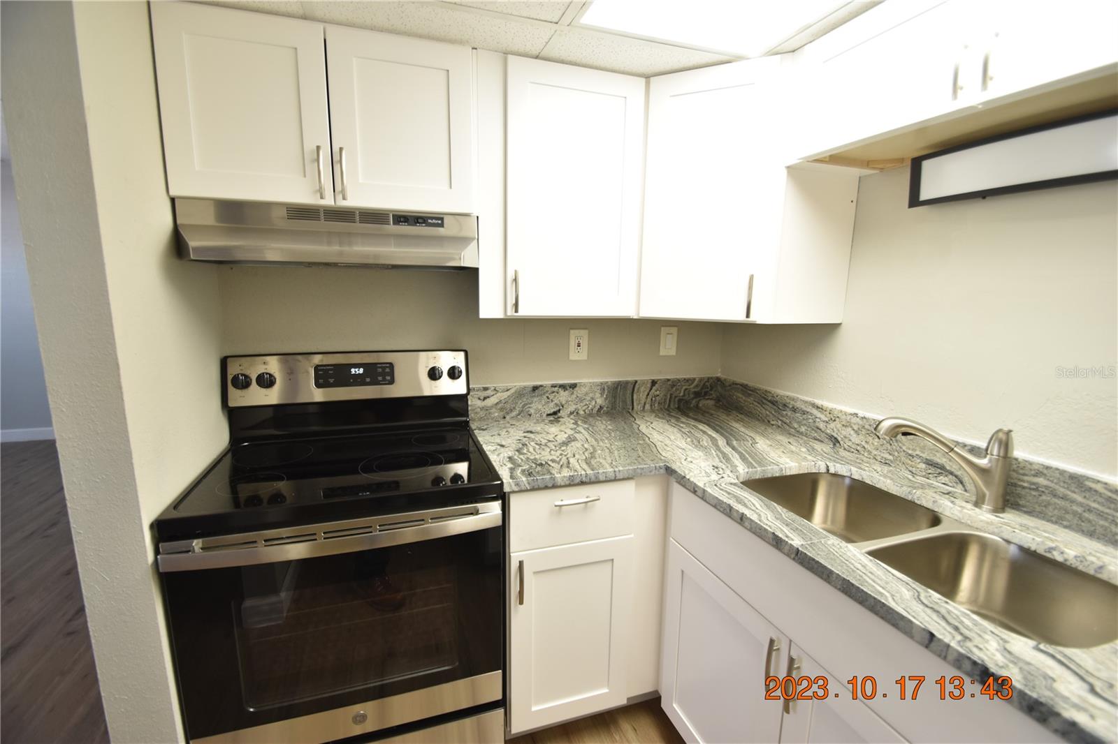 DAVIS ISLANDS PB10 PG52 TO 57 - Residential Lease