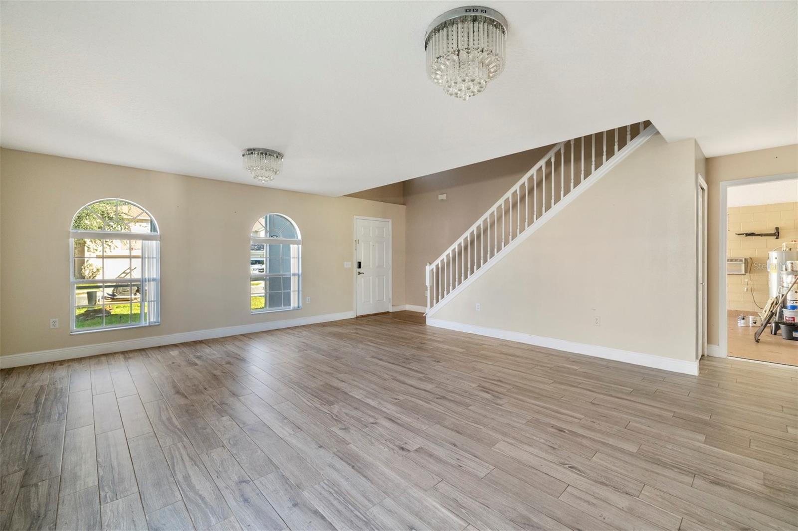 POITRAS ESTATES - Residential Lease