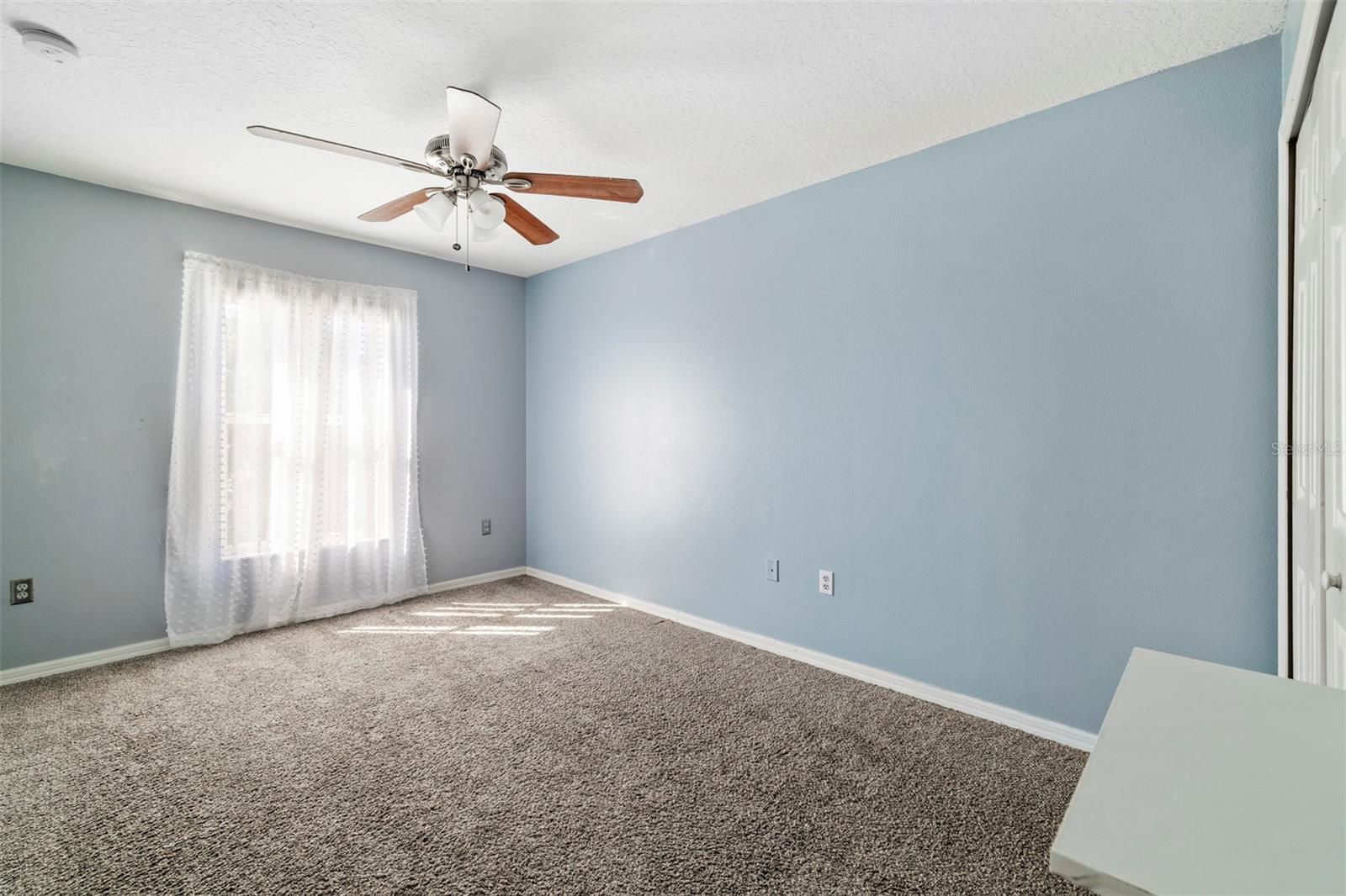 POITRAS ESTATES - Residential Lease