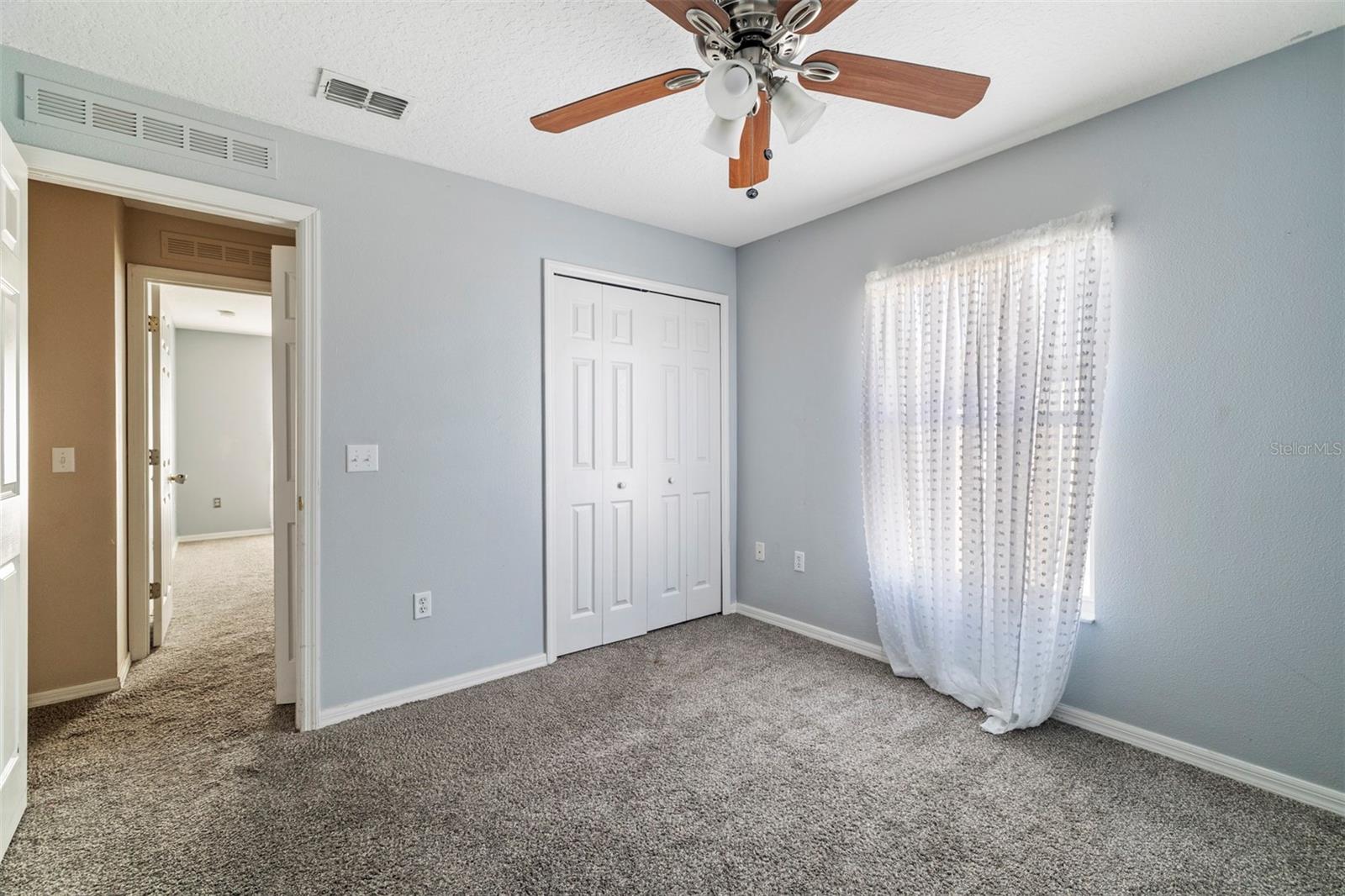 POITRAS ESTATES - Residential Lease