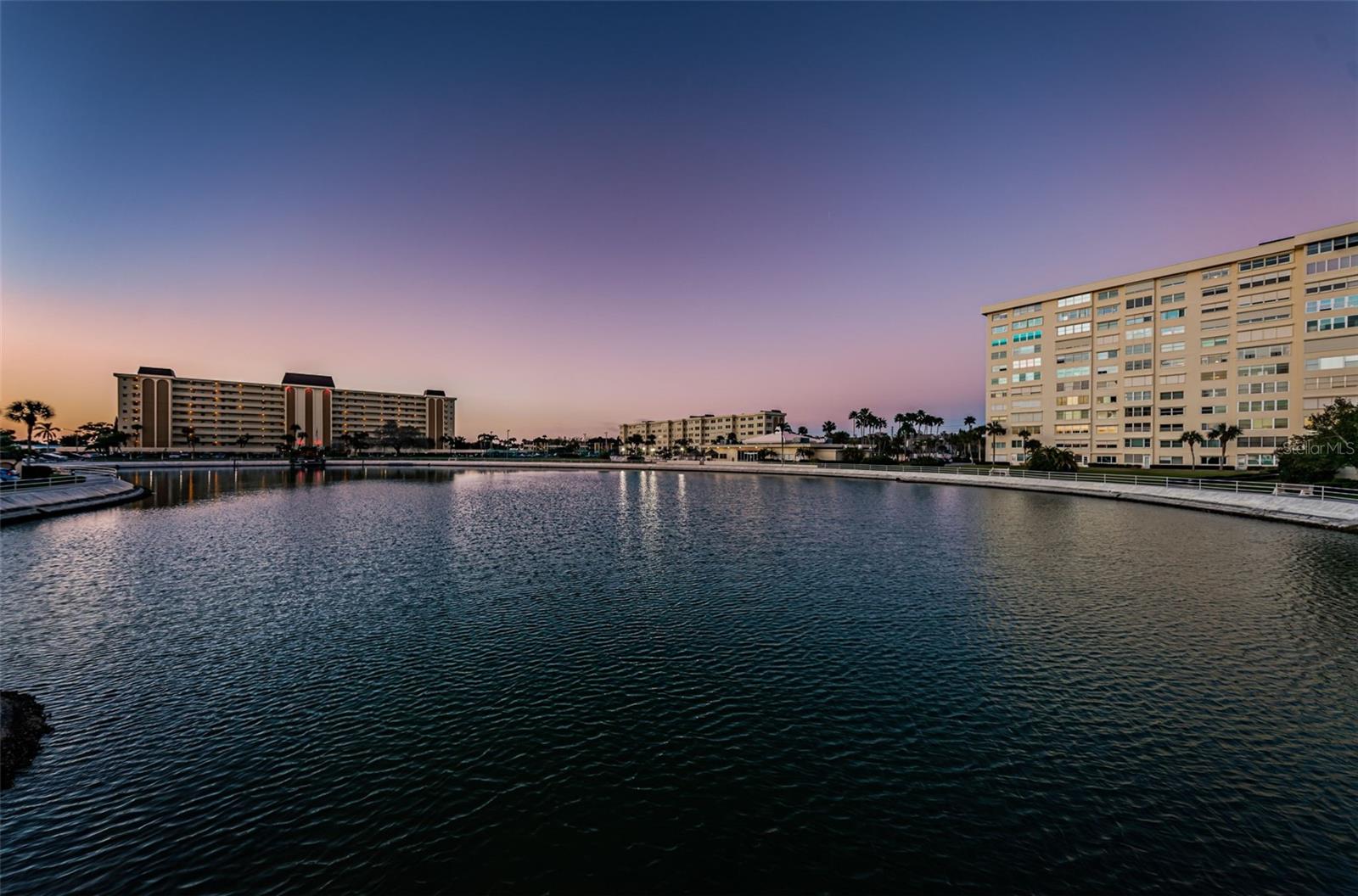 WASHINGTON TOWERS THE CONDO - Residential