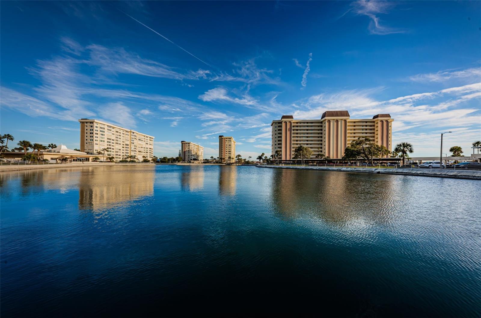 WASHINGTON TOWERS THE CONDO - Residential
