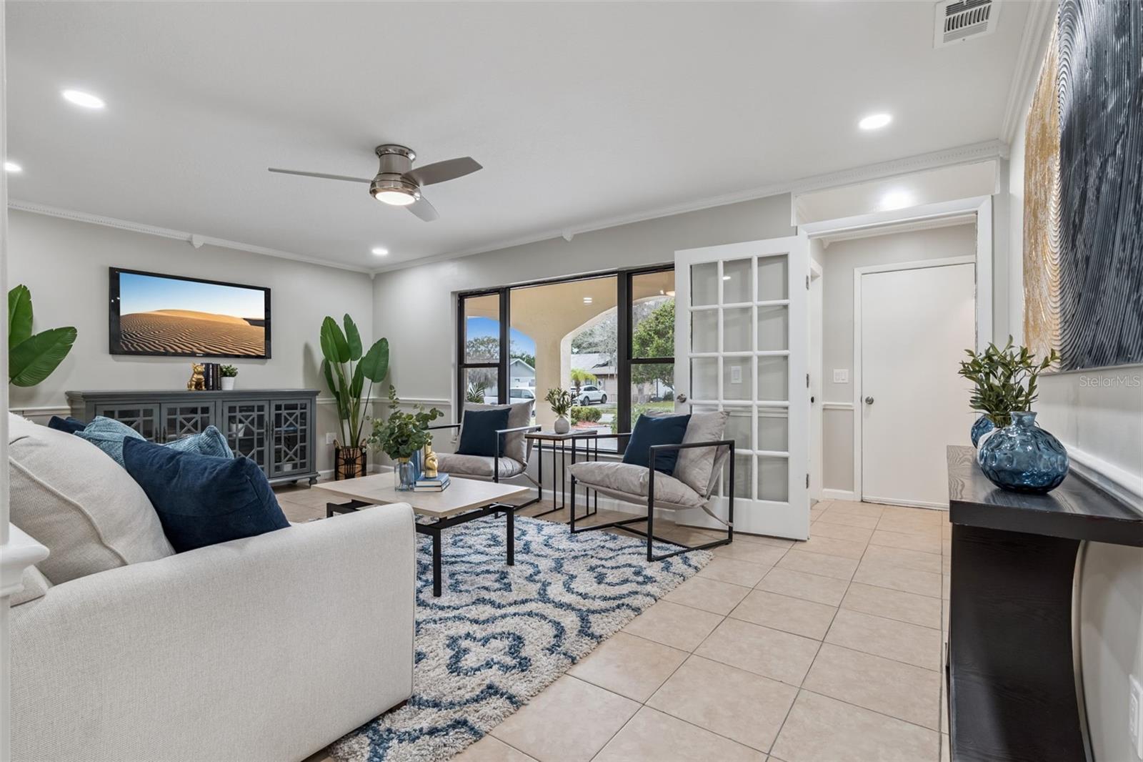 2937 S BERMUDA AVENUE