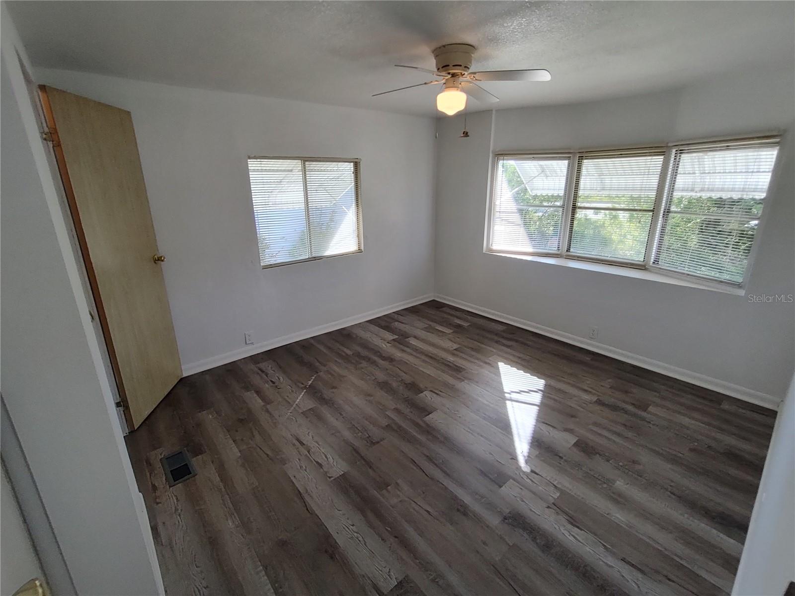 COLONIAL MANOR MOBILE HOME PARK - Residential