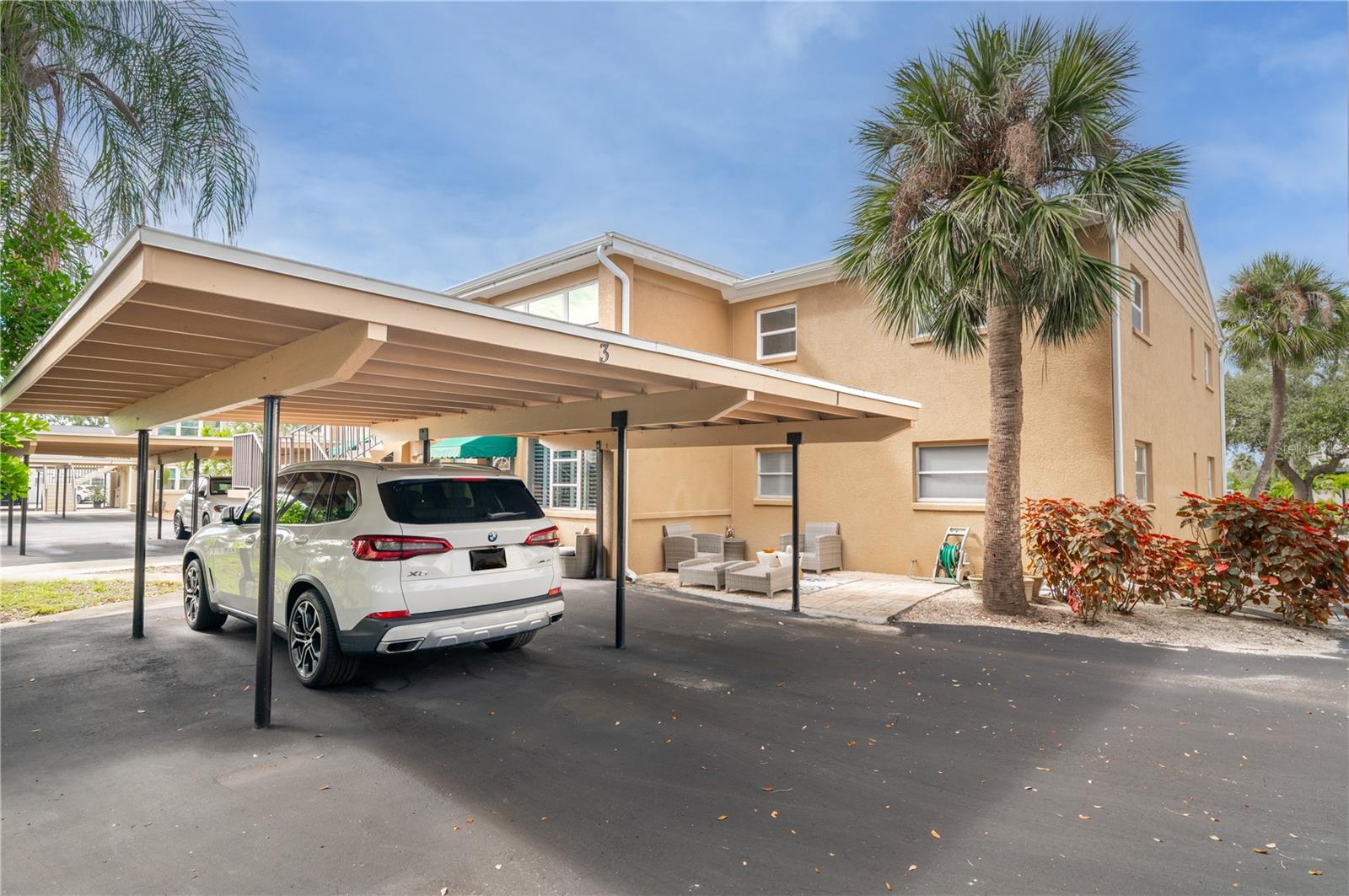 EDEN ISLE CONDO OF ST PETERSBURG - Residential